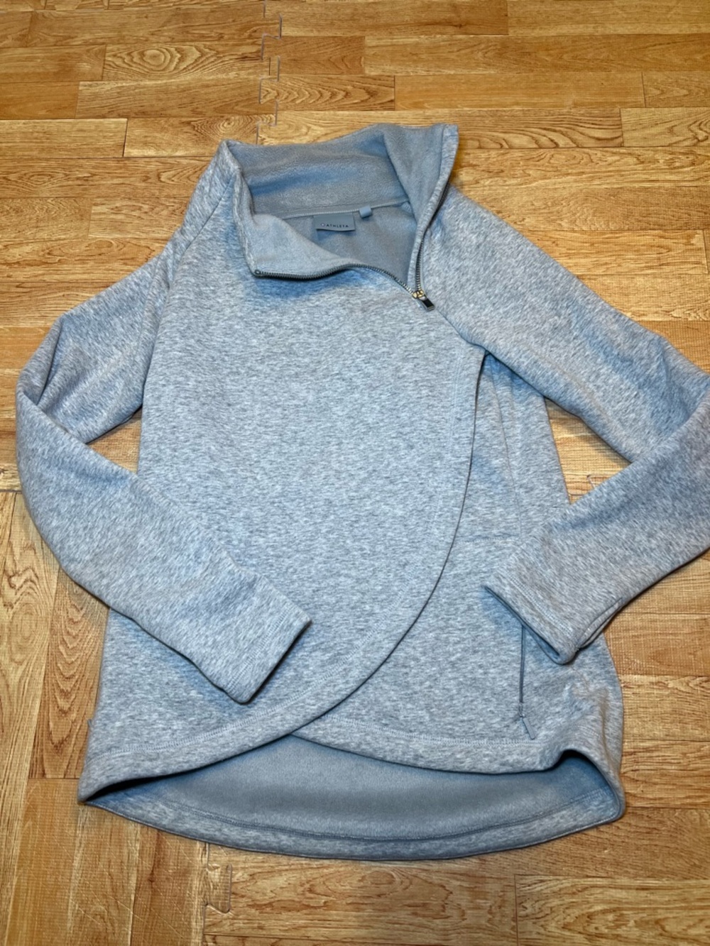 Athleta Gray Asymmetrical Zip Fleece Pullover‎ Thumbhole Tulip Hem XXS